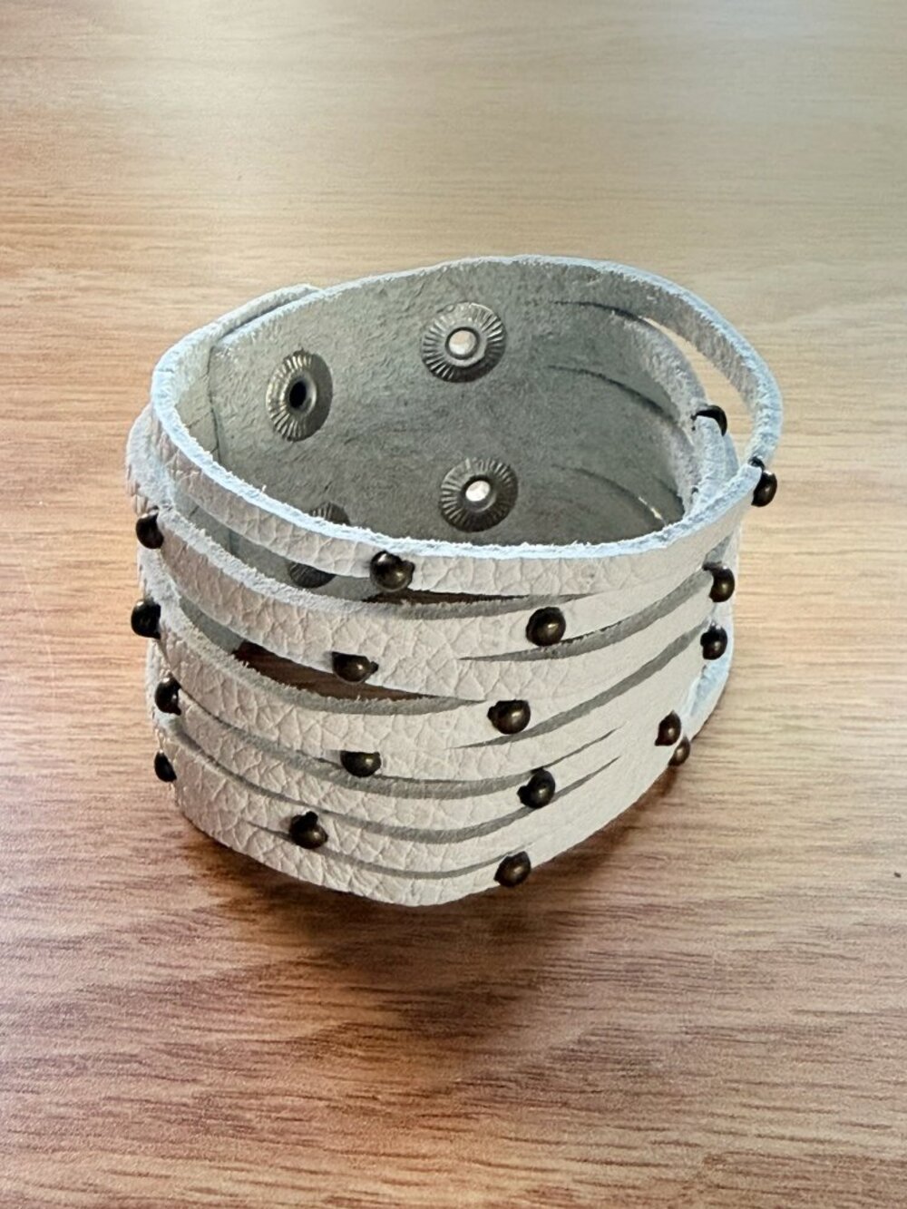 NEW White Leather Braclet with Studs and Snap Closure